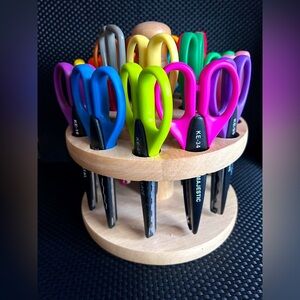 Fiskar Paper Edgers Set with Stand- Make an offer!